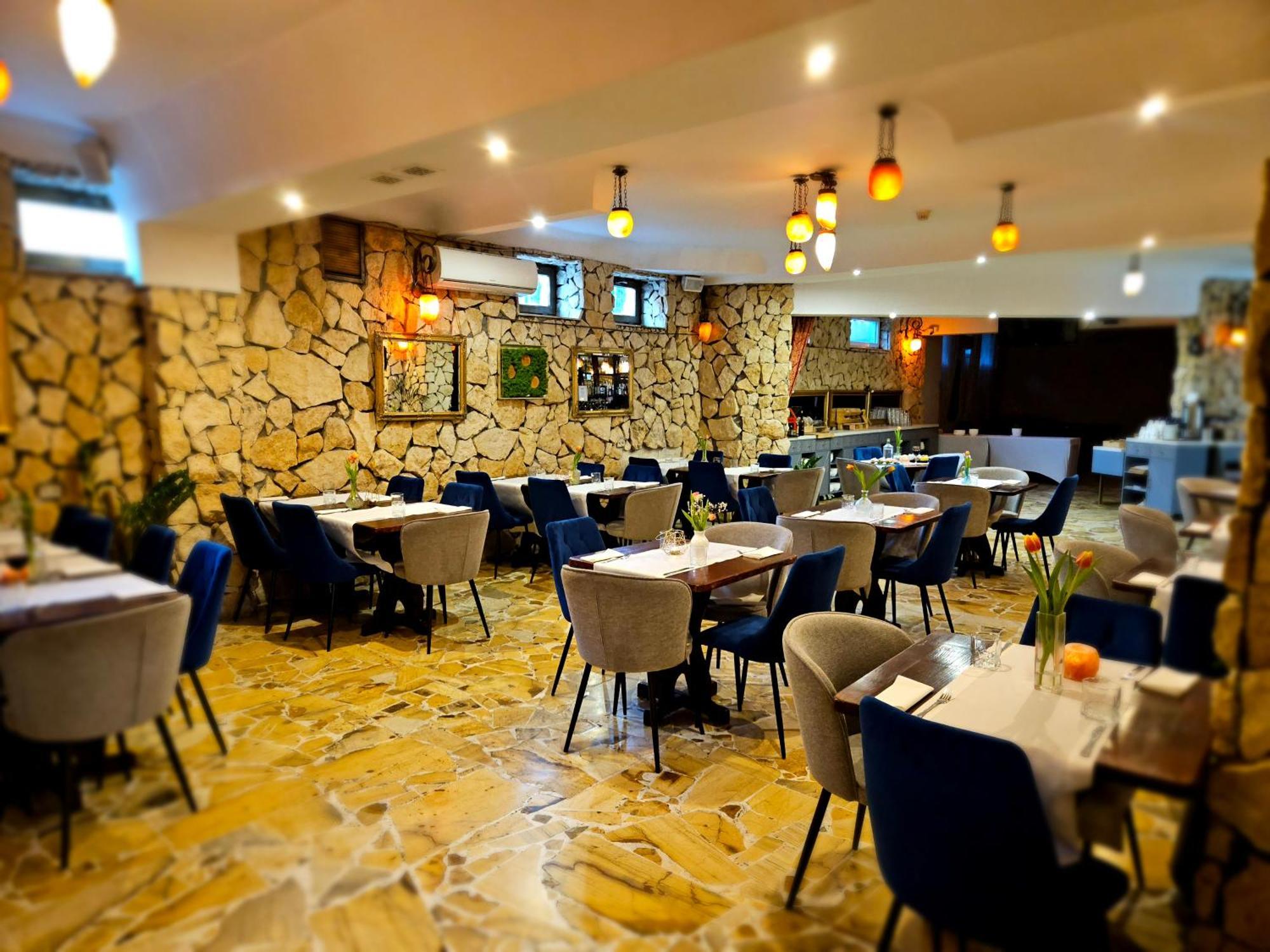 Hotel Galicja Spa Vělička Exteriér fotografie